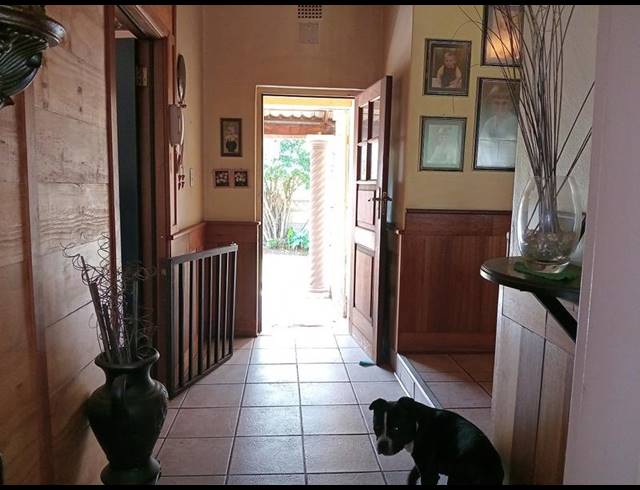 5 BEDROOM HOUSE FOR SALE IN FLORA GARDENS